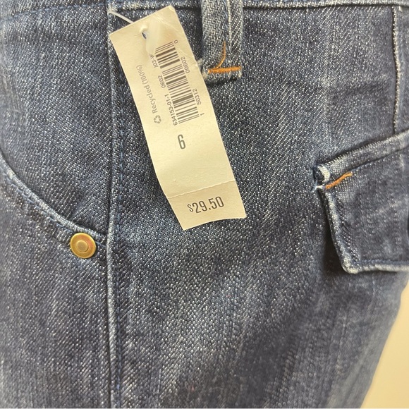 Old Navy Jean Capris - Picture 4 of 5